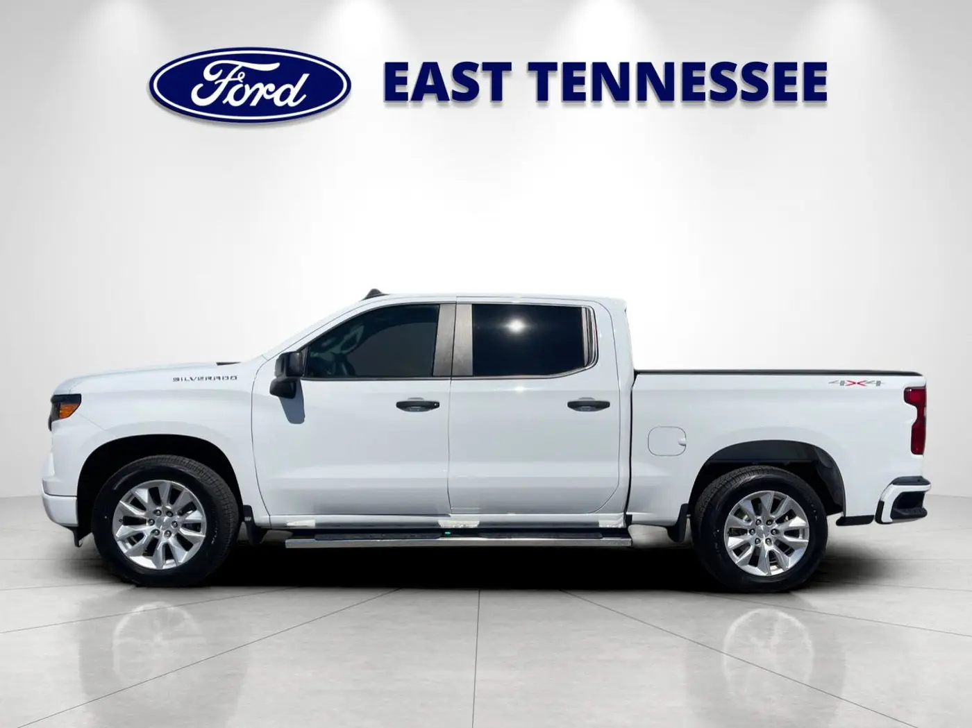 2022 Chevrolet Silverado - $27,222