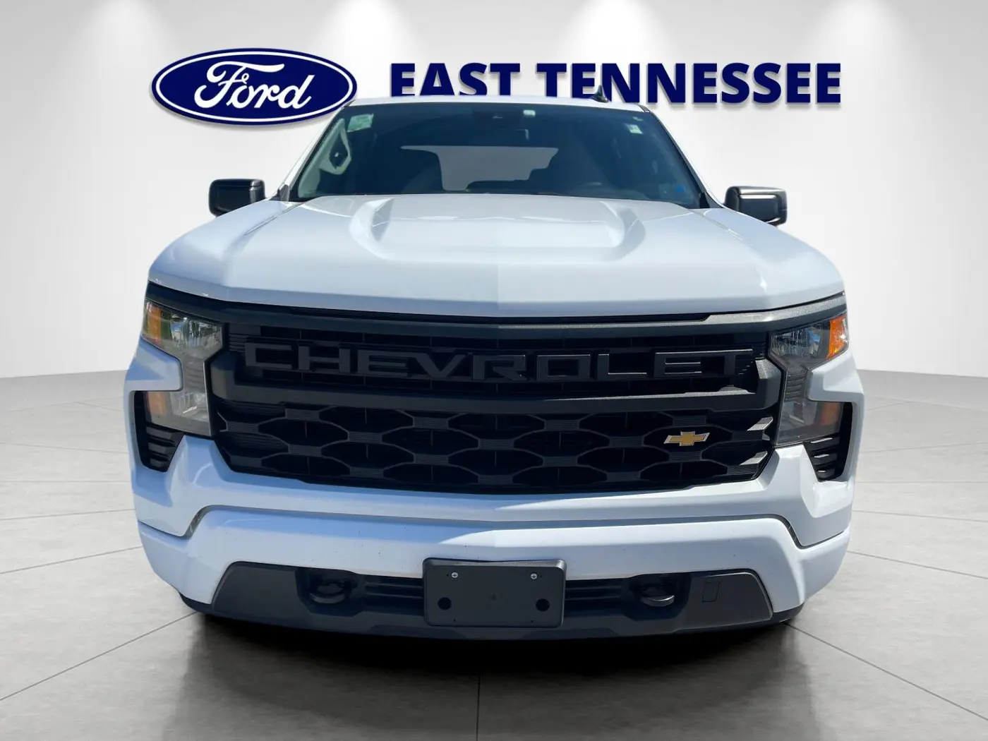 2022 Chevrolet Silverado - $27,222