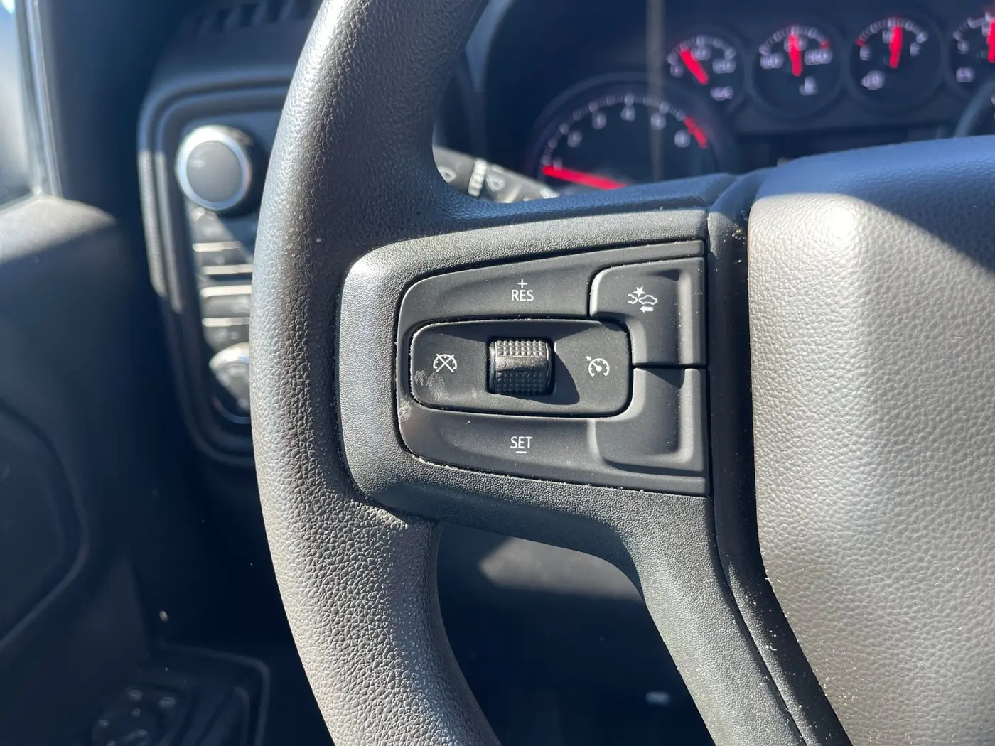 2022 Chevrolet Silverado - $27,222