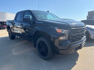 2023 Chevrolet Silverado 1500 4X4 Custom 4DR Crew Cab 5.8 FT. SB
