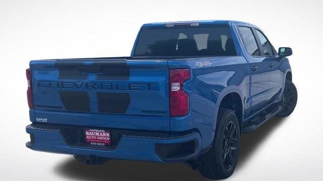 2023 Chevrolet Silverado 1500 Custom