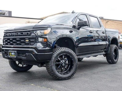 2022 Chevrolet Silverado 1500 4X4 Custom 4DR Crew Cab 5.8 FT. SB