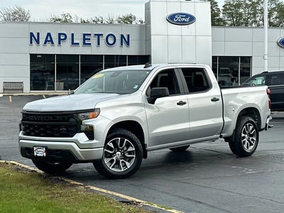 2022 Chevrolet Silverado 1500 4X4 Custom 4DR Crew Cab 5.8 FT. SB