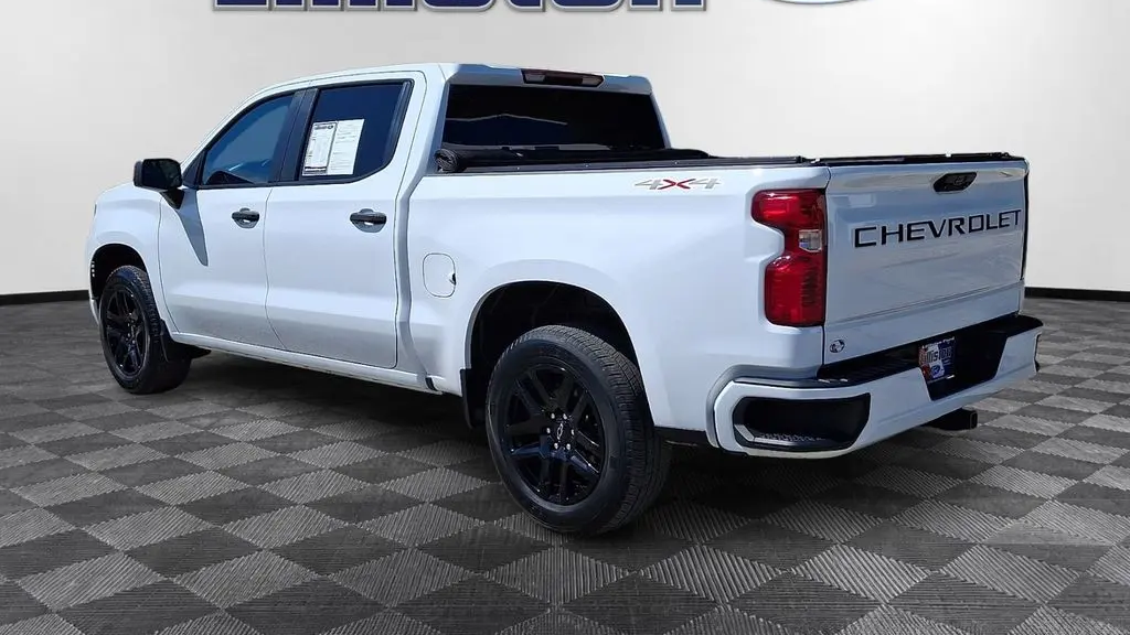 2023 Chevrolet Silverado 1500 Custom