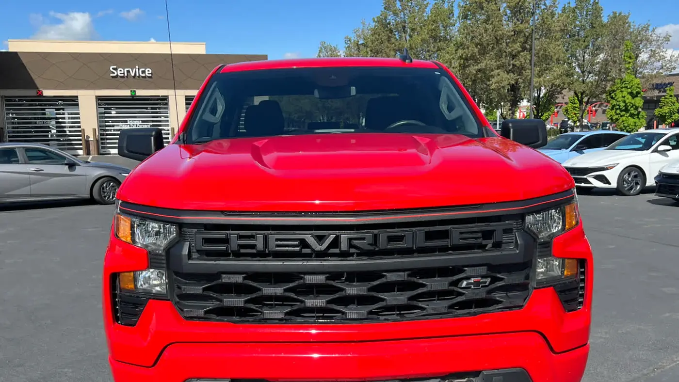 2023 Chevrolet Silverado 1500 Custom
