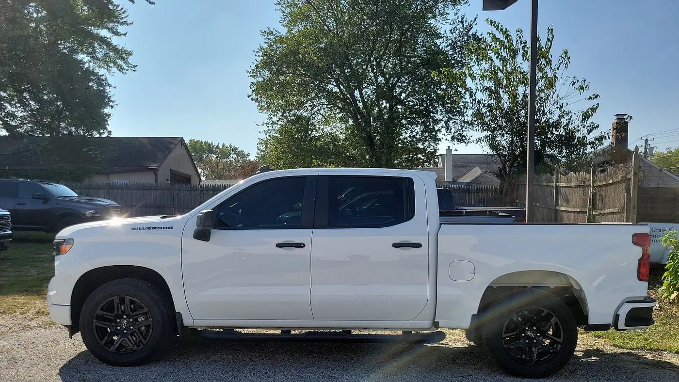 2022 Chevrolet Silverado 1500 Custom