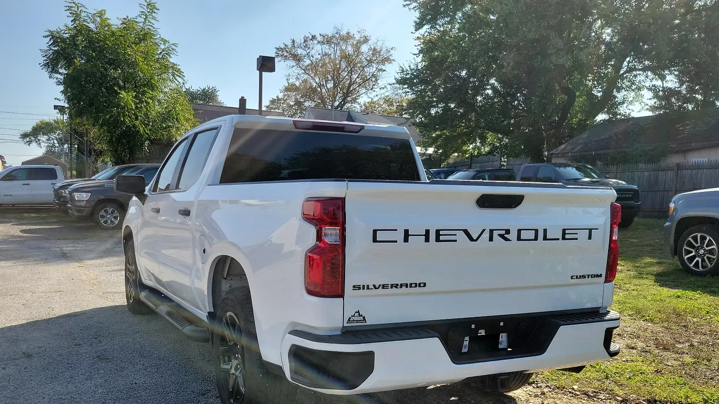 2022 Chevrolet Silverado 1500 Custom