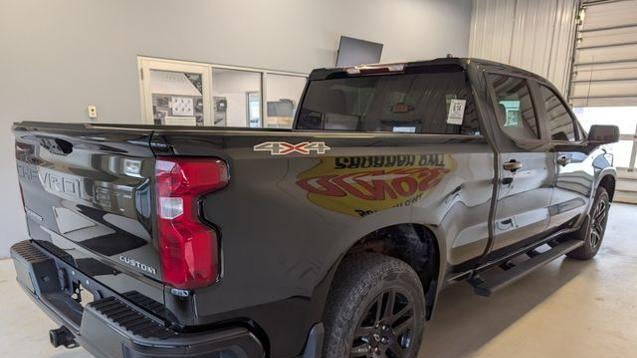 2023 Chevrolet Silverado 1500 Custom