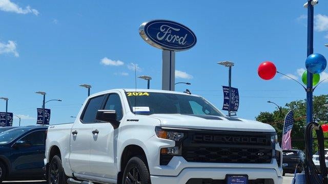 2024 Chevrolet Silverado 1500 Custom