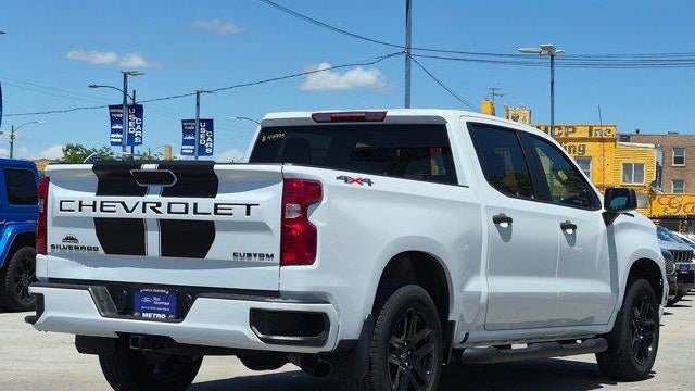 2024 Chevrolet Silverado 1500 Custom