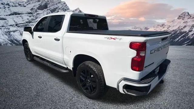 2024 Chevrolet Silverado 1500 Custom