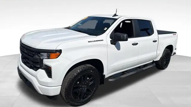 2024 Chevrolet Silverado 1500 Custom