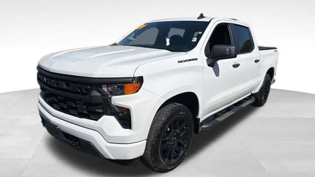 2024 Chevrolet Silverado 1500 Custom