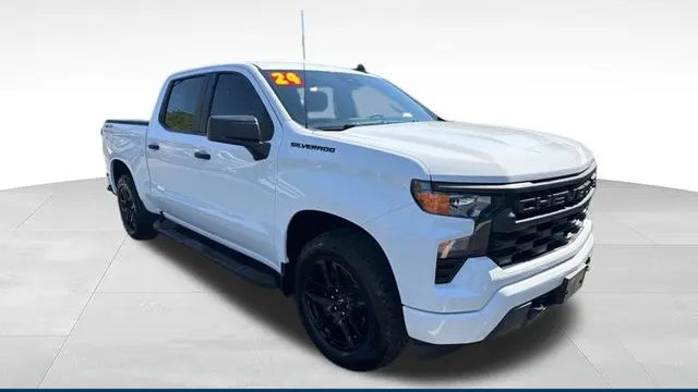 2024 Chevrolet Silverado 1500 Custom