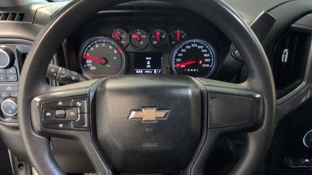 2024 Chevrolet Silverado 1500 Custom