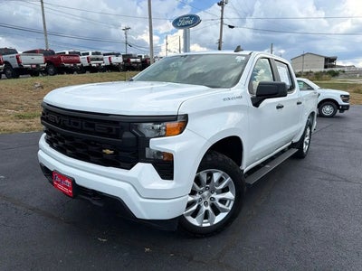 2022 Chevrolet Silverado 1500 4X4 Custom 4DR Crew Cab 5.8 FT. SB