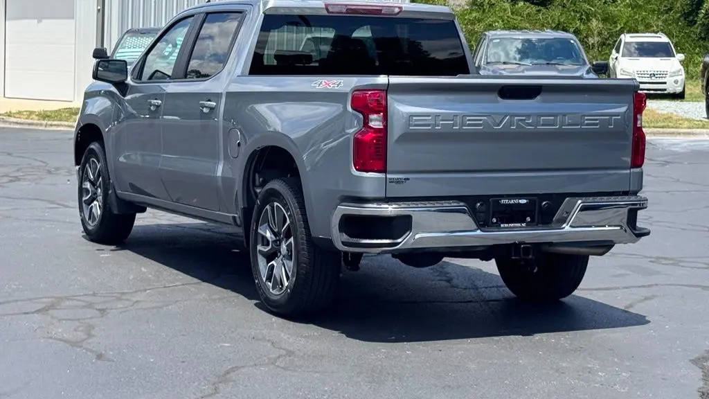 2024 Chevrolet Silverado 1500 LT