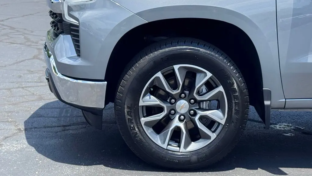 2024 Chevrolet Silverado 1500 LT