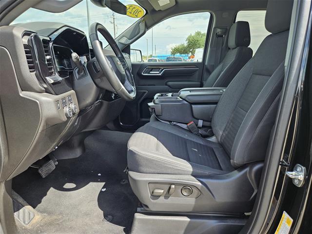 2023 Chevrolet Silverado - $37,200