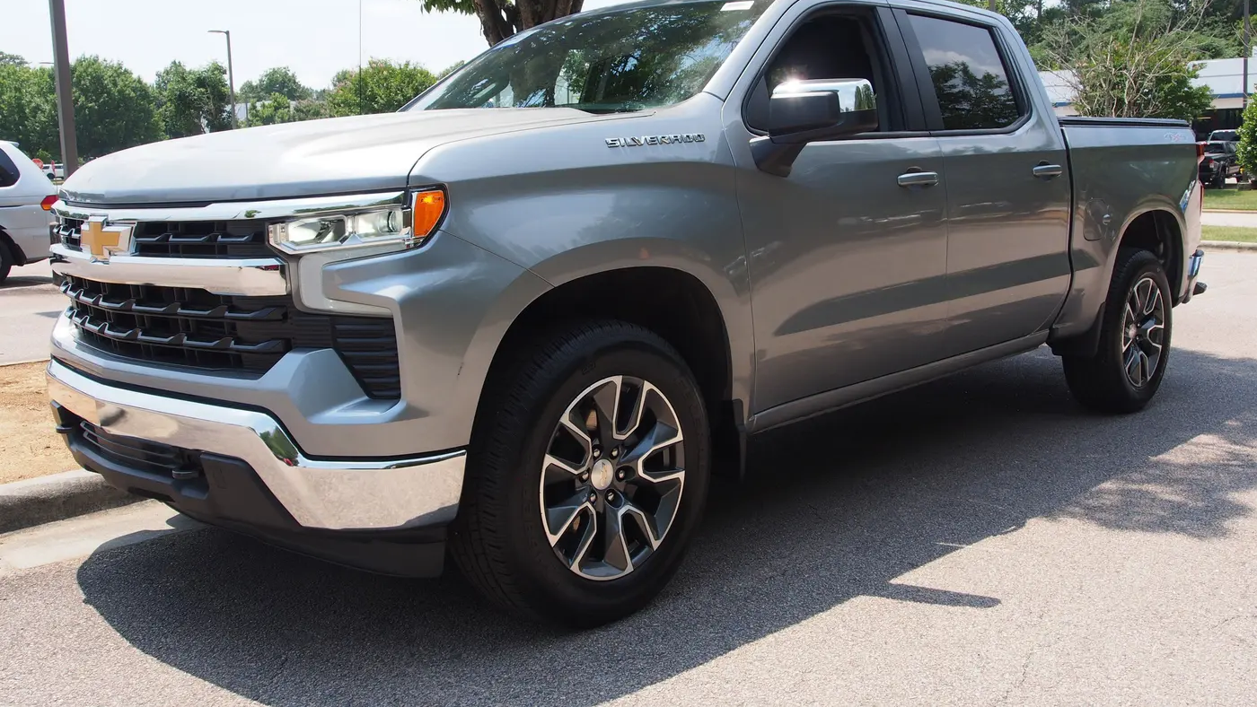 2023 Chevrolet Silverado 1500 LT