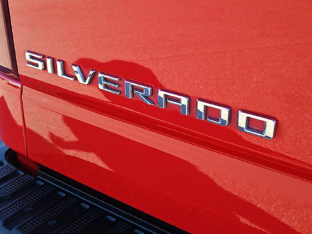 2023 Chevrolet Silverado - $33,308