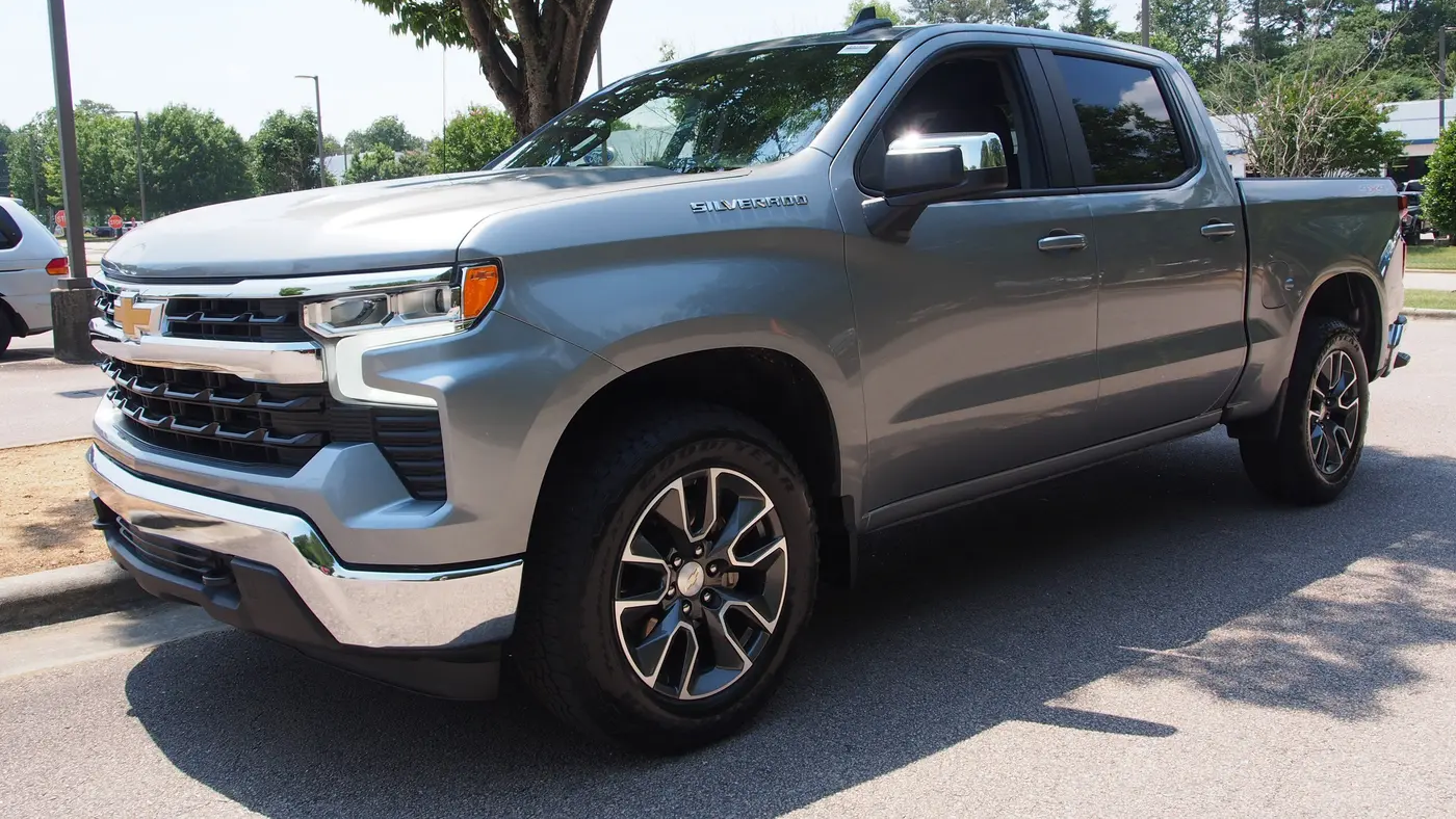 2023 Chevrolet Silverado 1500 LT