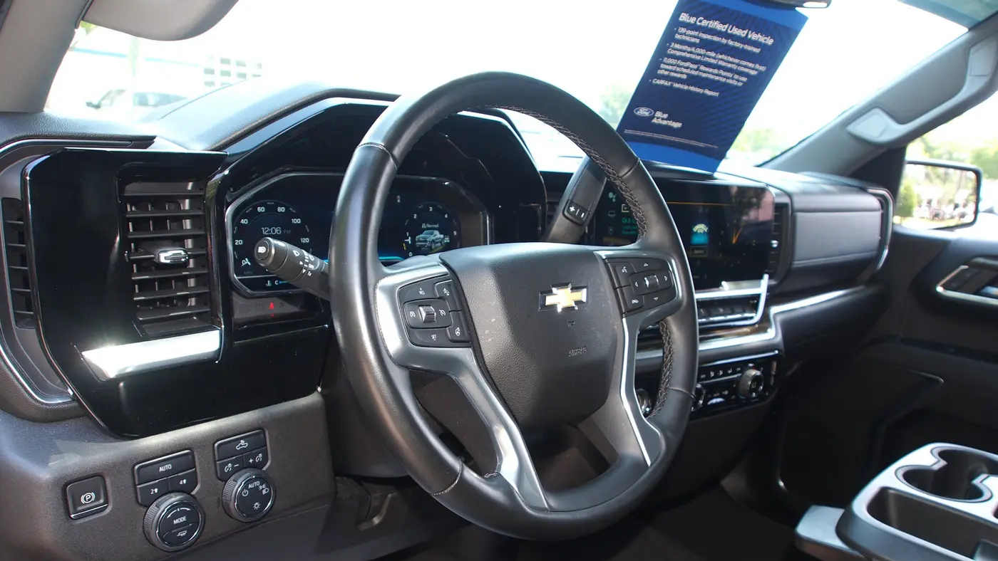 2023 Chevrolet Silverado 1500 LT