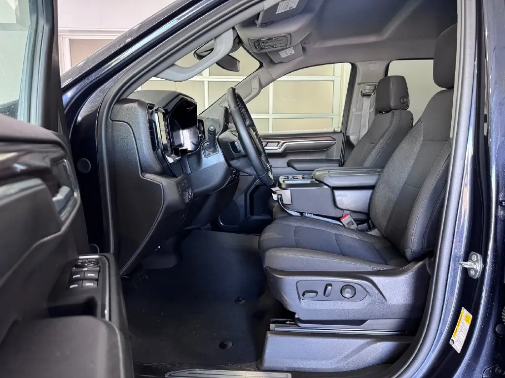 2024 Chevrolet Silverado - $35,487