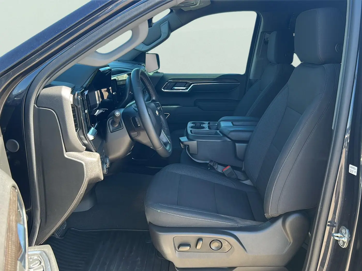 2024 Chevrolet Silverado - $35,575