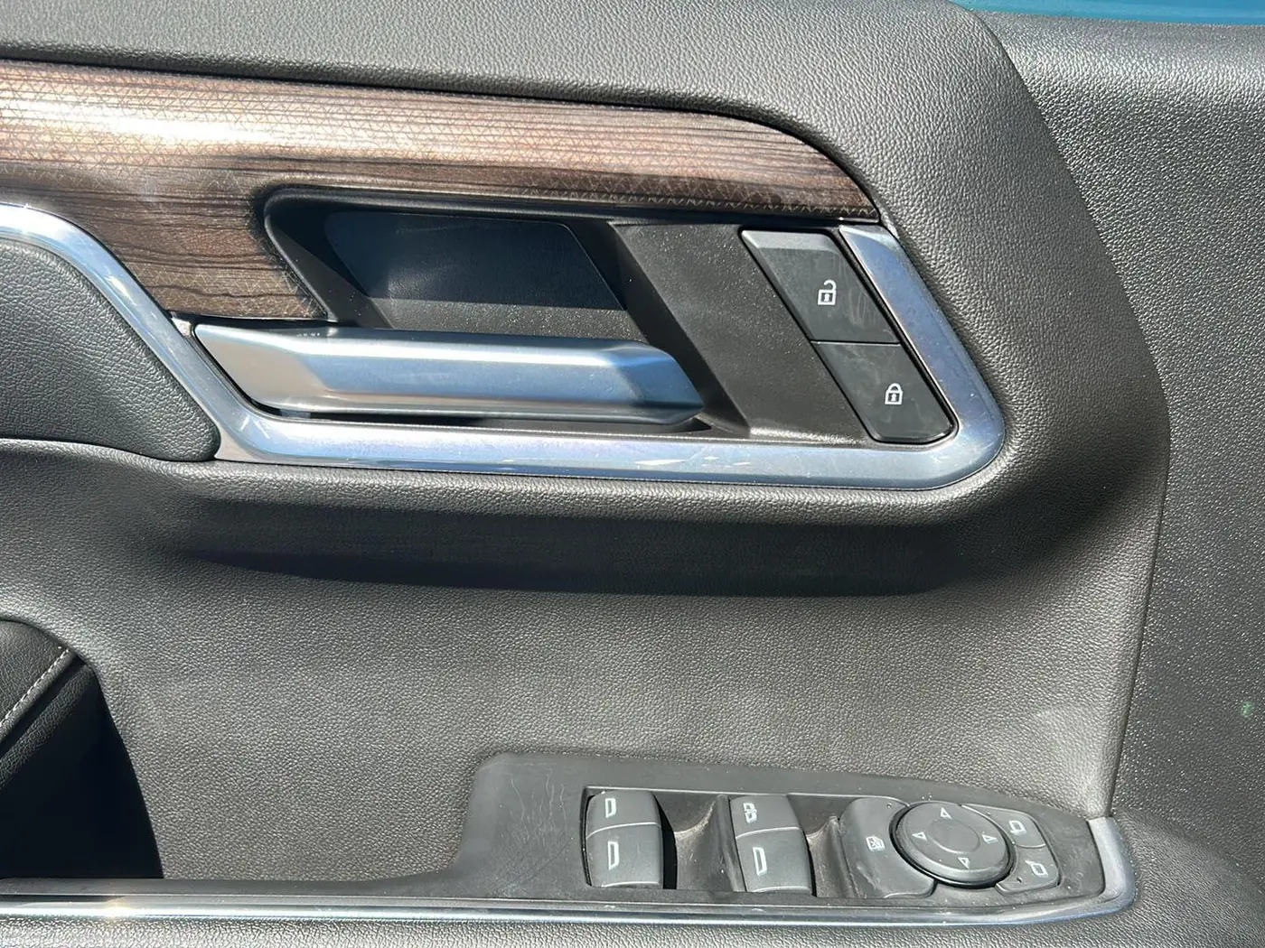 2024 Chevrolet Silverado - $35,575