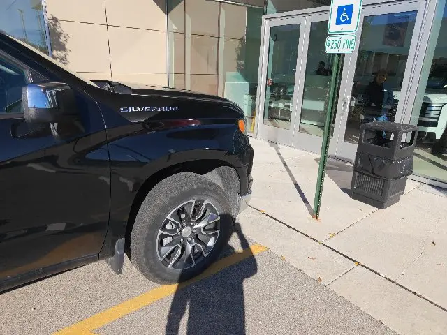 2024 Chevrolet Silverado - $33,535