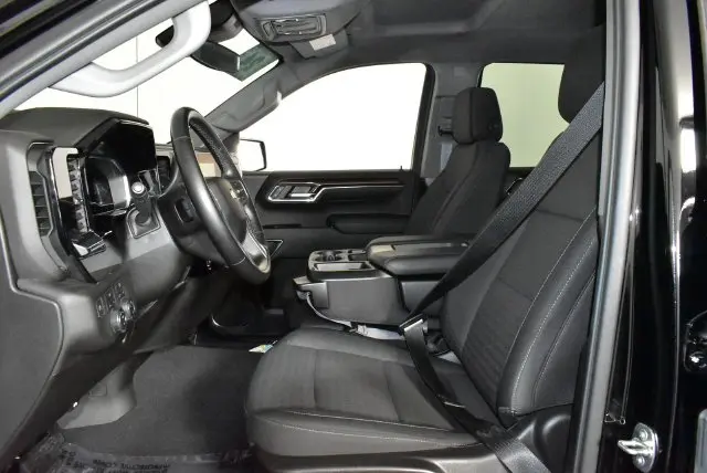2024 Chevrolet Silverado - $33,475