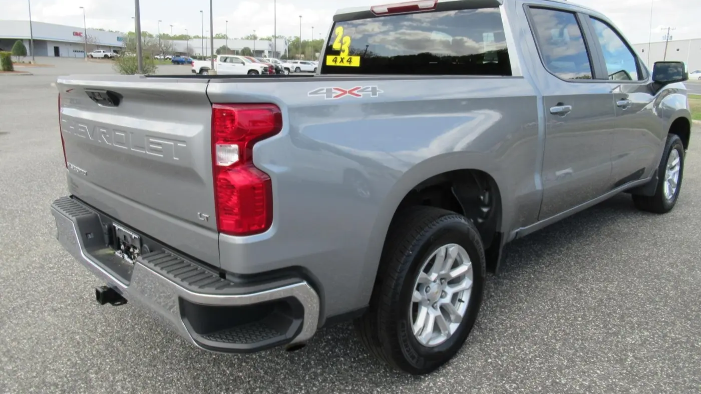 2023 Chevrolet Silverado 1500 LT