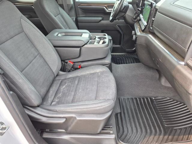 2023 Chevrolet Silverado - $29,500