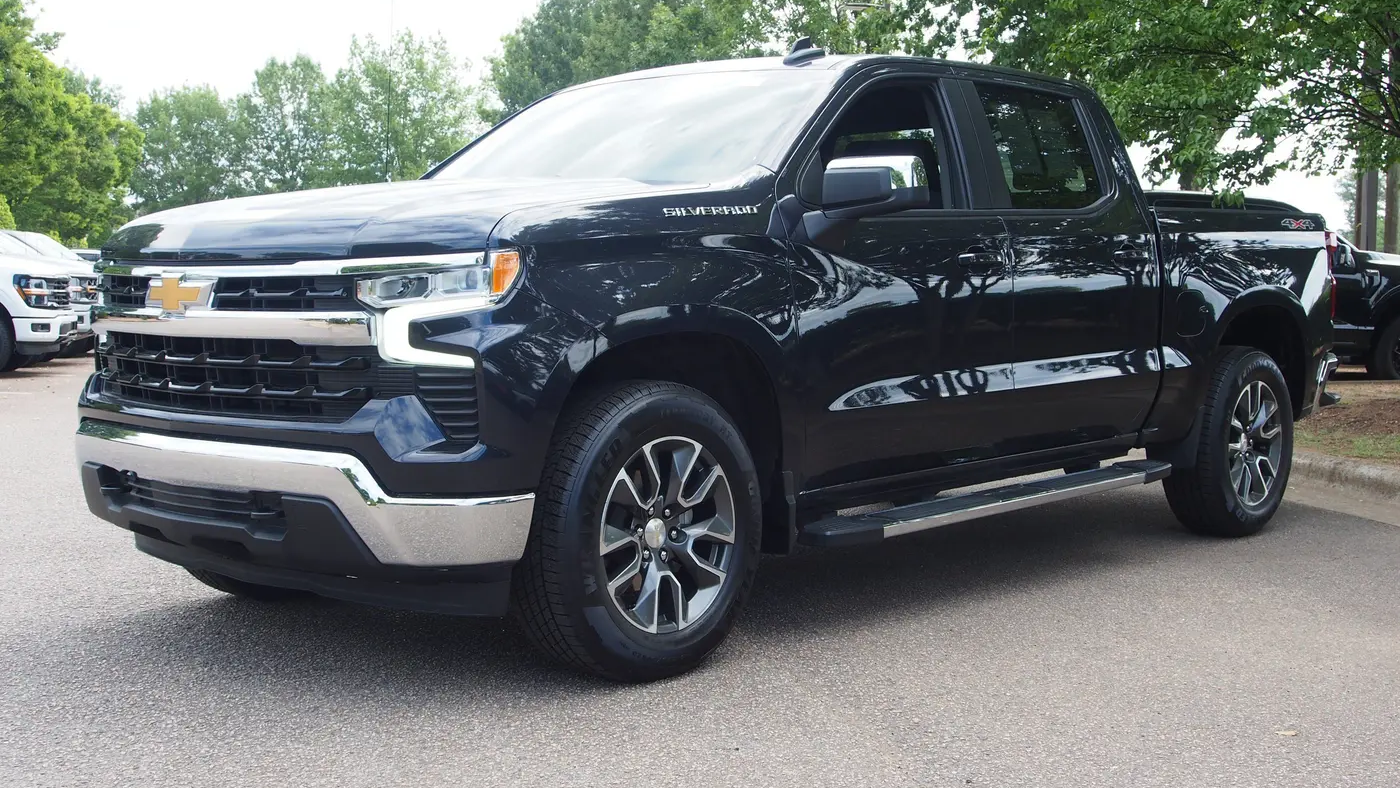 2023 Chevrolet Silverado 1500 LT