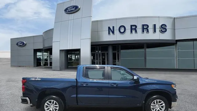 2023 Chevrolet Silverado 1500 LT
