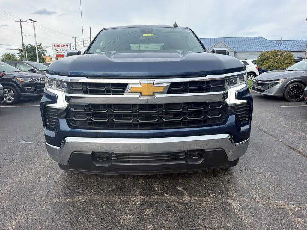 2023 Chevrolet Silverado - $33,995
