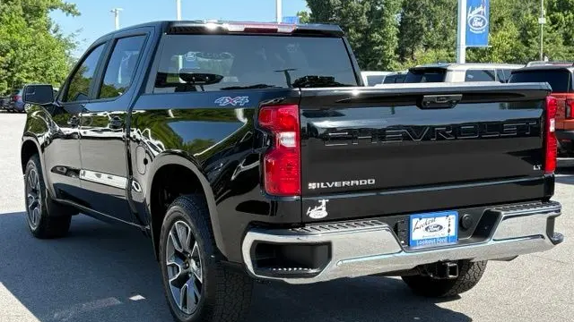 2023 Chevrolet Silverado 1500 LT