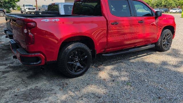 2025 Chevrolet Silverado 1500 Custom