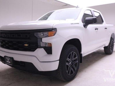 2026 Chevrolet Silverado 1500 4X4 Custom 4DR Crew Cab 5.8 FT. SB