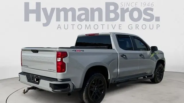 2025 Chevrolet Silverado 1500 Custom