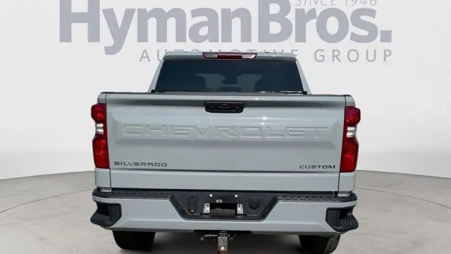 2025 Chevrolet Silverado 1500 Custom