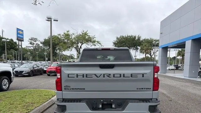 2025 Chevrolet Silverado 1500 Custom