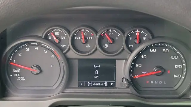 2025 Chevrolet Silverado 1500 Custom
