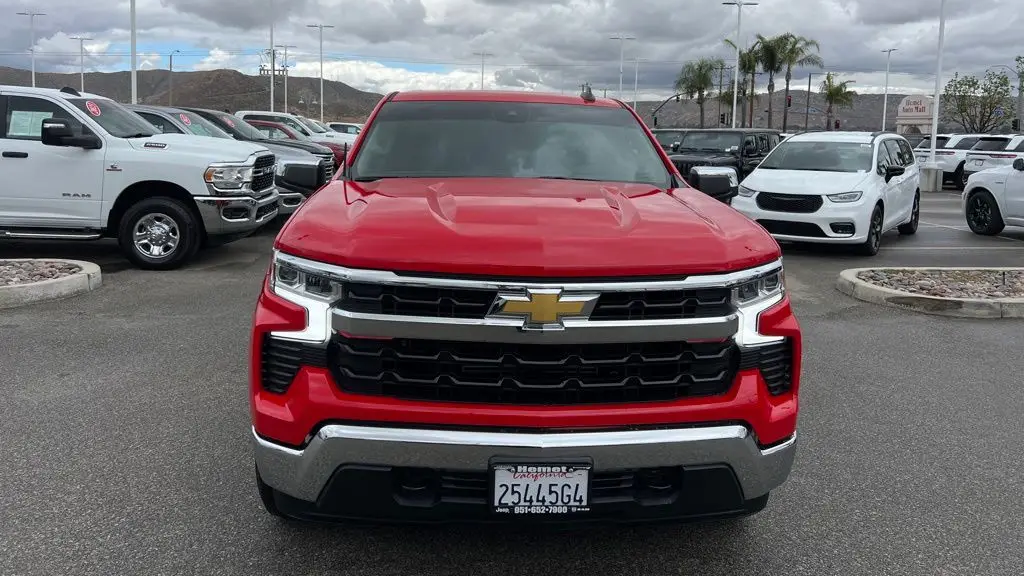 2025 Chevrolet Silverado 1500 LT