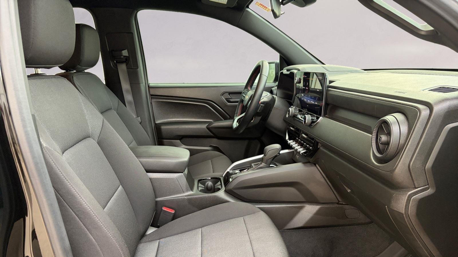 2025 Chevrolet Colorado Work Truck