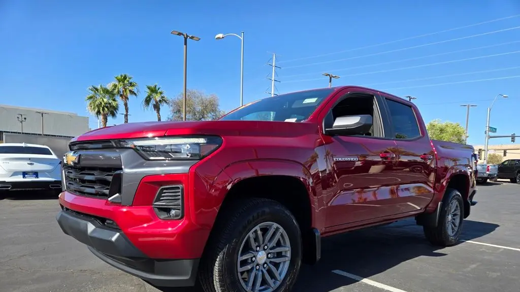 2024 Chevrolet Colorado LT
