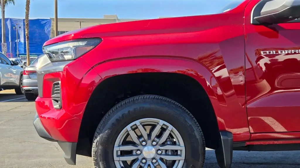 2024 Chevrolet Colorado LT
