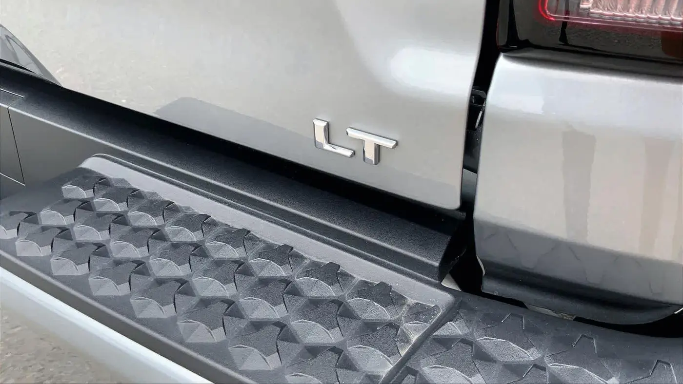 2023 Chevrolet Colorado LT