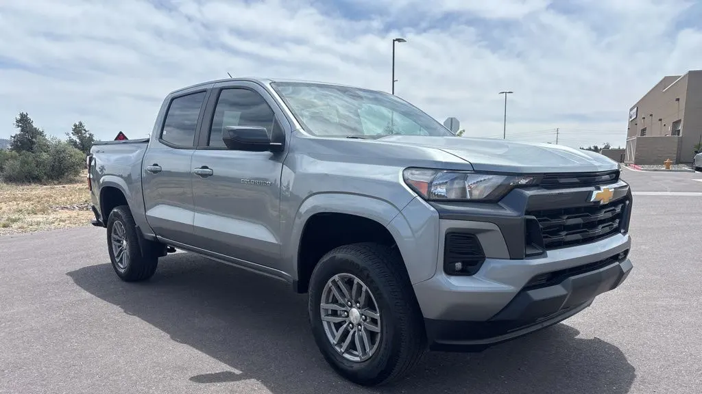 2023 Chevrolet Colorado LT